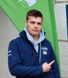 Voznik ekipe Gašper Kos
